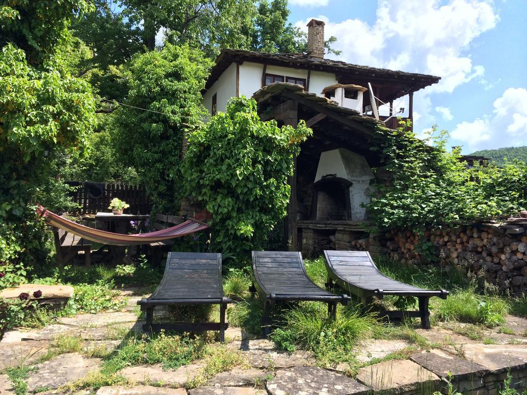 Stefanina Guesthouse Bozhentsi Esterno foto