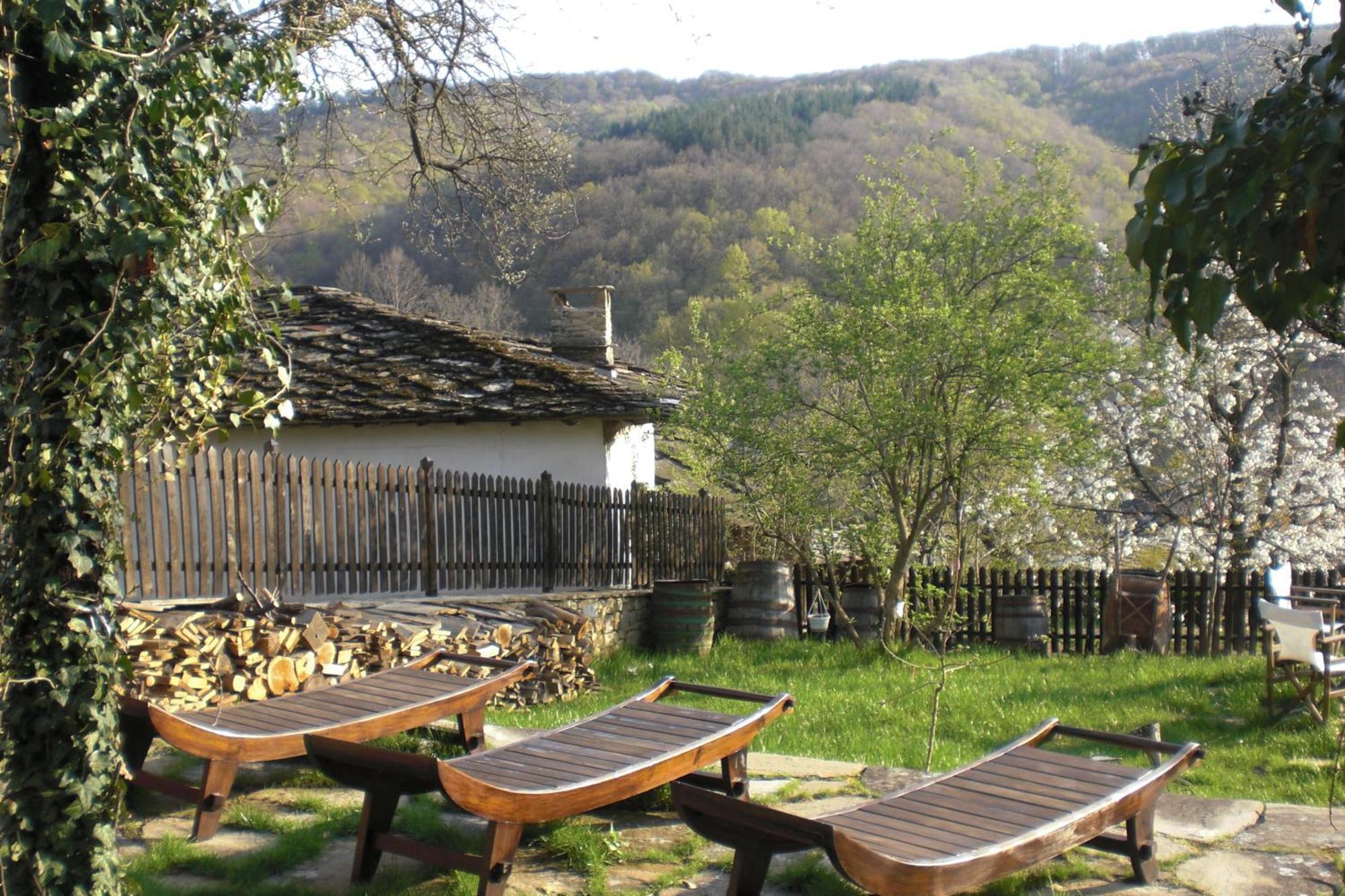 Stefanina Guesthouse Bozhentsi Esterno foto