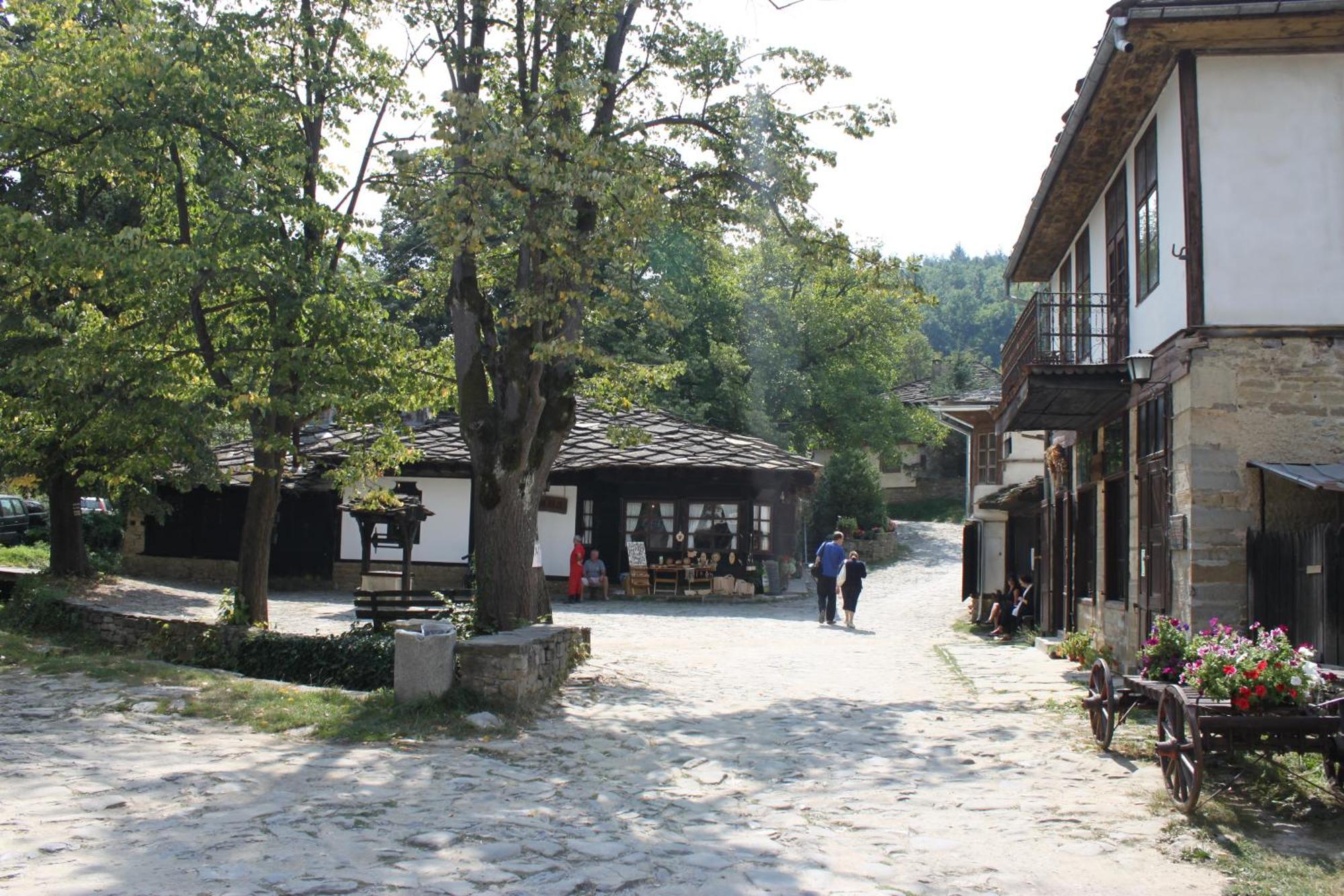 Stefanina Guesthouse Bozhentsi Esterno foto