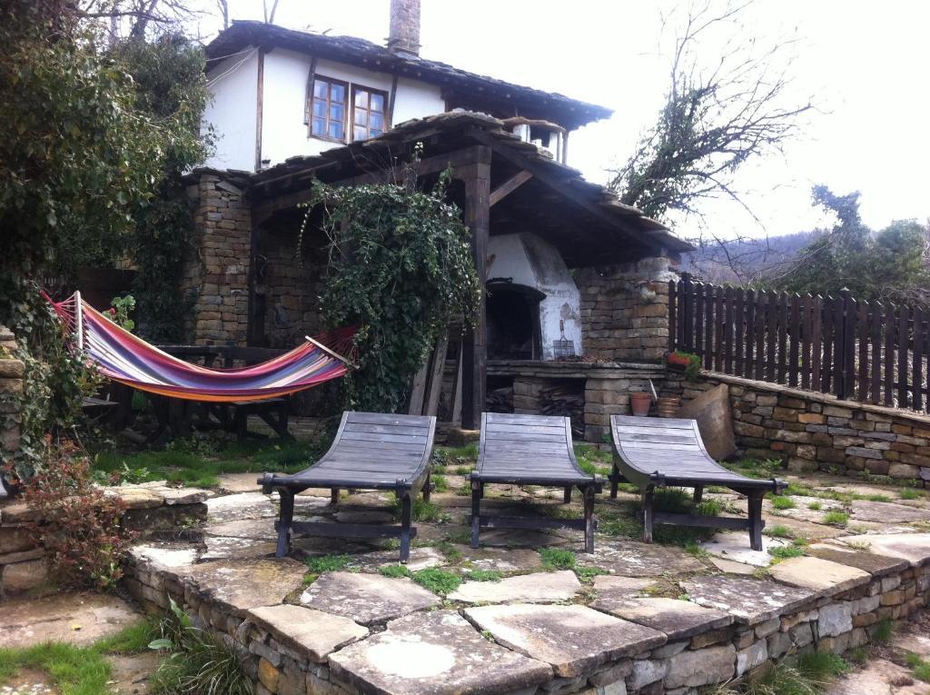 Stefanina Guesthouse Bozhentsi Esterno foto